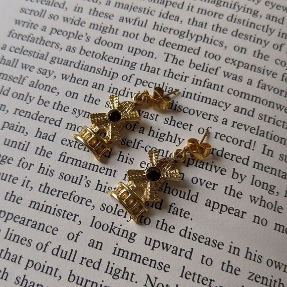 Vintage Genuine Garnet Windmill Earrings - Picture 2 of 8